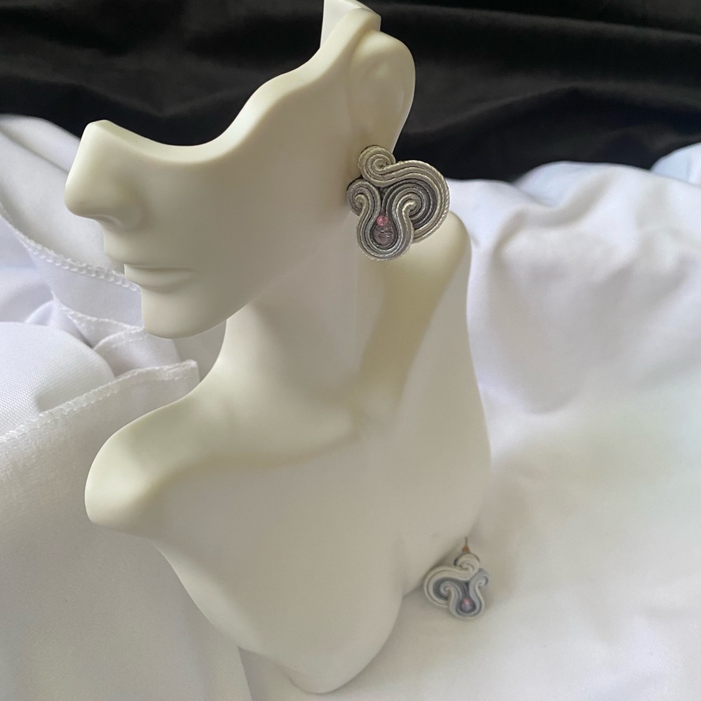 Elegant Silver and Pink Swirl Earrings